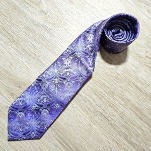 Van Heusen hand made 100% silk purple paisley tie church business bank